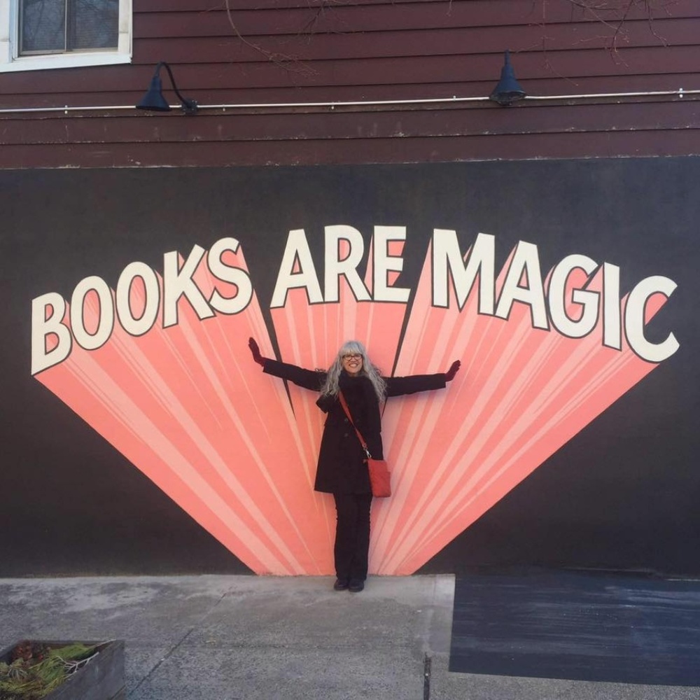 Meet your Posher, Andrea